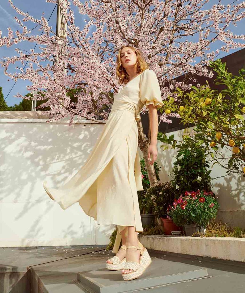 zapatos para boda en playa