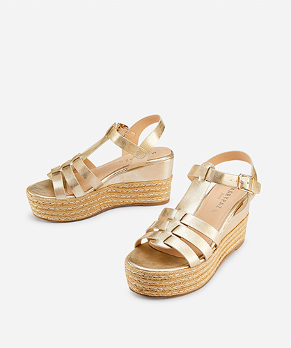 cuña dorada tiras, cuña dorada, sandalia dorada