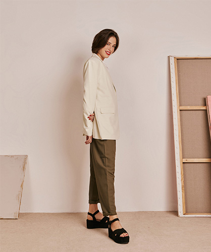 sandalia de plataforma como en color negro