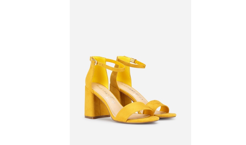 sandalia tacon amarilla